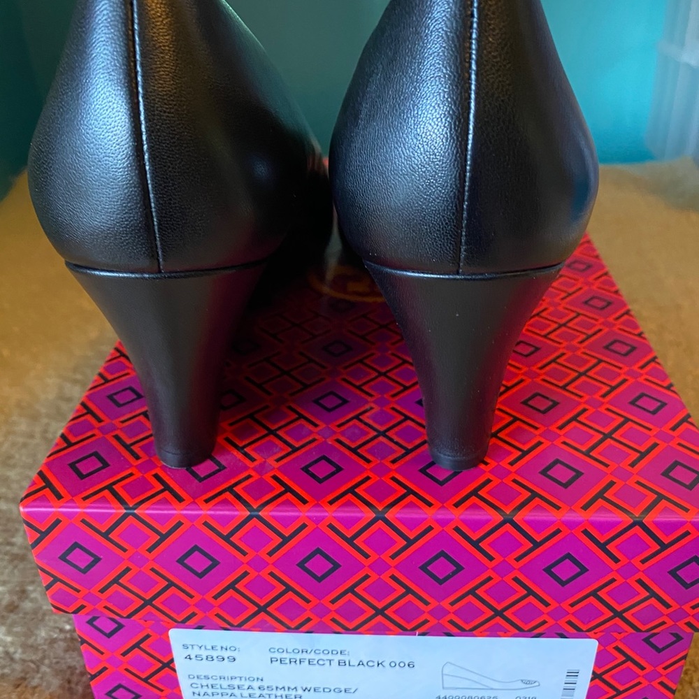 Brand New Tory Burch Chelsea 65mm Wedge - Picture 4 of 7